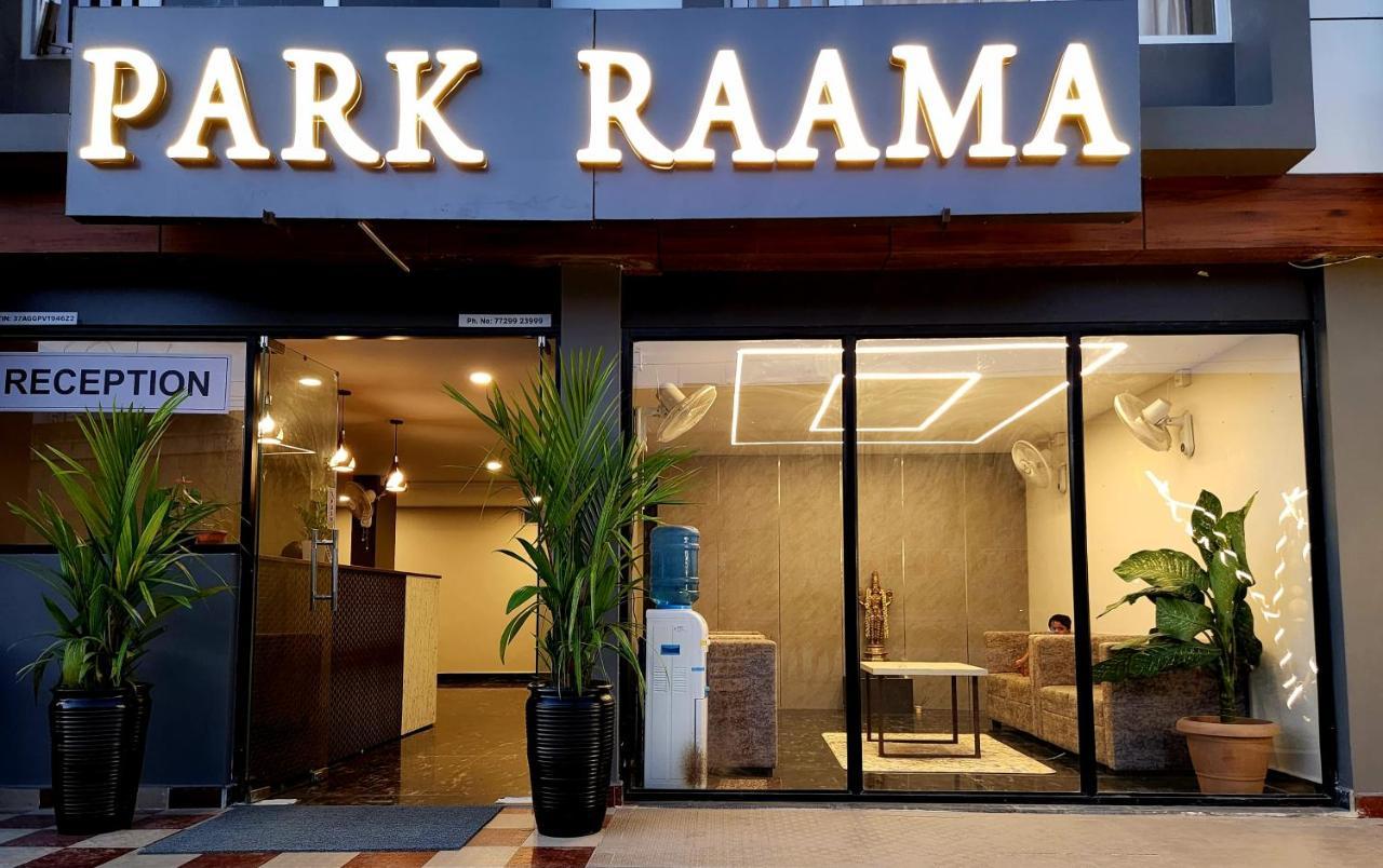 Hotel Park Raama Tirupati Exteriör bild